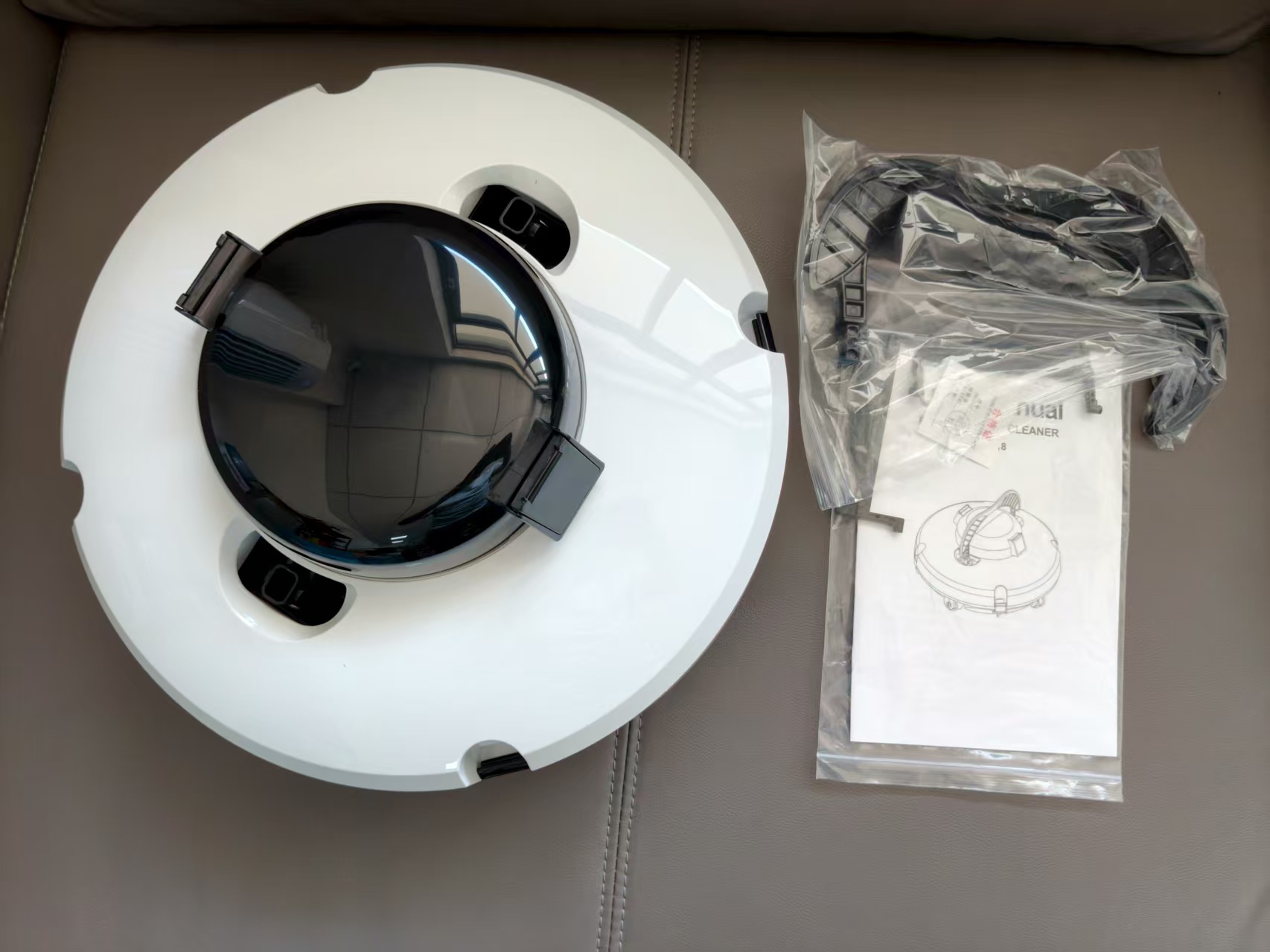Wireless Robotic Pool Cleaner - Floor Cleaning Model